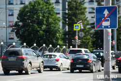 Виды Екатеринбурга, дорожный знак, выделенная полоса