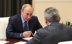 Владимир Путин провел встречу с Александром Моором