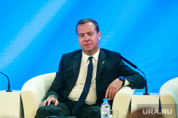 Всероссийская конференция партии "Единая Россия" "Направление 2026". Москва, портрет, медведев дмитрий