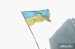 События на Майдане. Киев, флаг украины, майдан, киев, украина, баррикады, самооборона, улица грушевского
