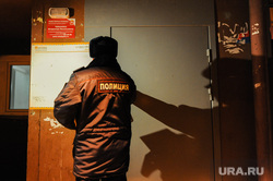 Операция "Ночь" полиции Курчатовского района. Челябинск, дверь, участковый, подъезд, полиция, ночь, силовики