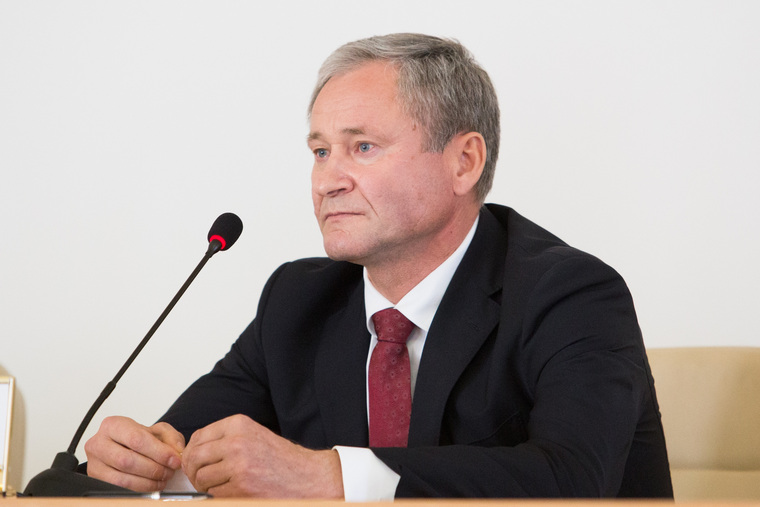 Алексей Кокорин не смог сдержать слез, прощаясь с должностью главы Курганской области