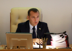 Вадим Шумков начал первое заседание правительства с критики