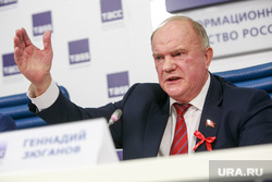 Пресс-конференция КПРФ в ТАСС с участием лидера партии Геннадием Зюгановым. Москва, жест, зюганов геннадий