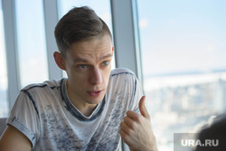 Главный редактор Sports.ru Юрий Дудь во время лекции в УрФУ. Екатеринбург, дудь юрий