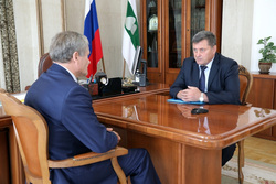Алексей Кокорин беседовал с Петром Коротовских перед своей отставкой