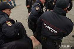 Разгон несанкционированной акции протеста оппозиции на Площади Труда. Екатеринбург, правоохранительные органы, задержание