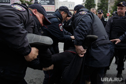 Несанкционированная акция против изменения пенсионного законодательства в Перми, арест, полиция, задержание, несанкционированный митинг