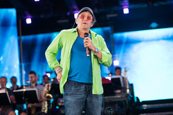 Григорий Лепс не будет обращать внимания на «антироссийский» закон Порошенко во время гастролей в Крыму