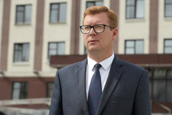 Игорь Кабец отдал квартиру зама нуждающимся