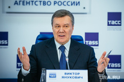 Пресс-конференция Виктора Януковича. Москва, разводит руками, янукович виктор