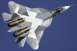 Благодаря уникальному расположению антенн Су-57 может «видеть» на несколько сотен километров