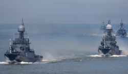 Украинские корабли угрожали российским пограничникам артиллерийскими установками