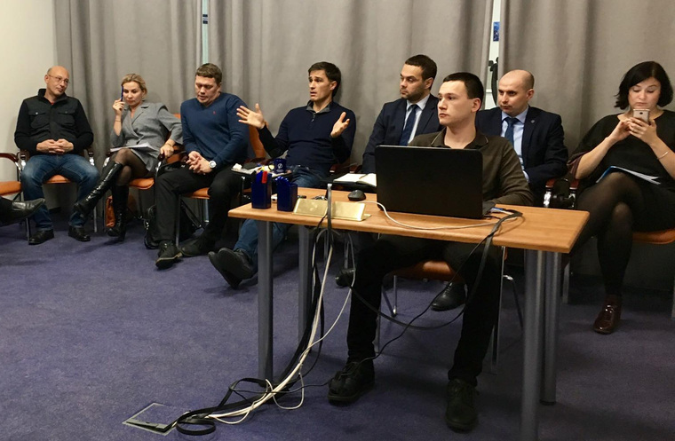 На презентации проекта присутствовал Руслан Гаттаров (в центре)