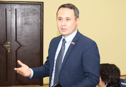 Депутат гордумы Губкинского Ирек Насыров давно в местной политике