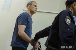 Бывший глава района Екатеринбурга, осужденный за взятку, вышел на свободу по УДО