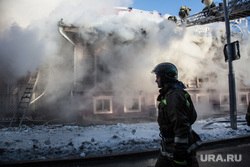 Пожар памятника архитектуры по ул. Семакова 8. Тюмень, мчс, дым, пожар, огонь