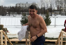 Евгений Куйвашев поздравил подписчиков с Крещением