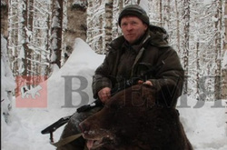 В интернете возмутились фото Василия Утробина с убитыми хищниками