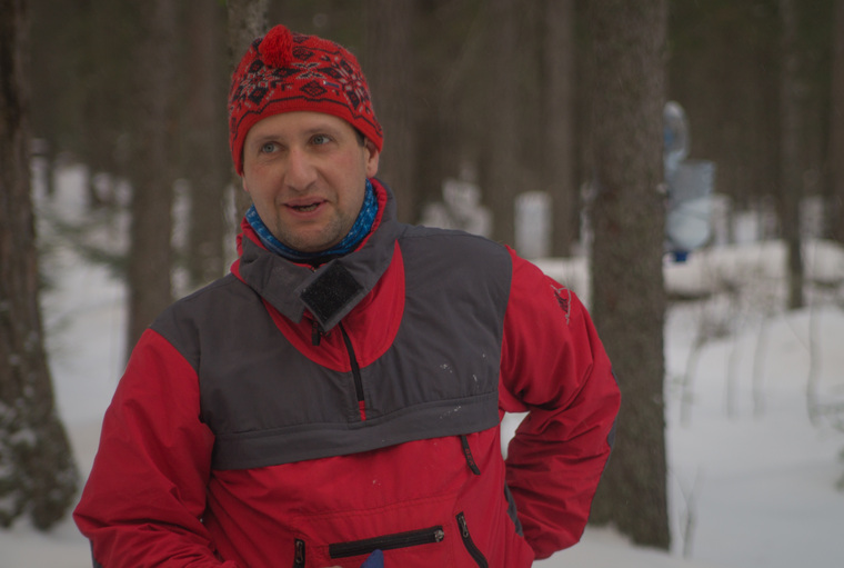 Олег Митрясов — опытный турист, водил походы 1-5 категорий по всей стране (больше всего на Урале)