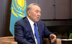 Вернуть стране название «Казахская Республика» президент Назарбаев предложил еще пять лет назад