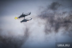 Выставка вооружений Russia Arms Expo-2013. RAE. Нижний Тагил, дым, вертолет, военная техника, испытательный полигон