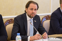 Пресс-конференция Владимира Сысоева , депутата государственной думы. Тюмень, сысоев владимир
