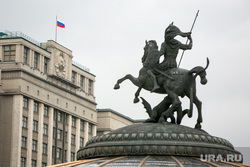 Виды на здание Государственной думы. Москва, госдума, государственная дума, скульптура, георгий победоносец, земной шар, глобус