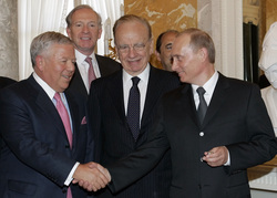 В 2013 году Крафт (слева) заявлял, что Путин украл у него кольцо с бриллиантом