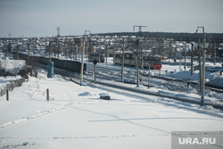 Шаля. Опрос жителей поселка по ситуации на Украине, зима, железная дорога