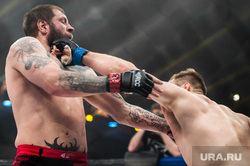 Турнир по смешанным единоборствам RCC3: Russian Cagefighting Championship в КРК "Уралец". Екатеринбург , емельяненко александр, бой, пешта виктор
