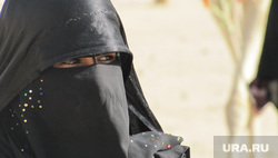 СМИ: спецслужбы Тюмени разыскивают женщину в хиджабе, скрывшуюся из дома с боевиками