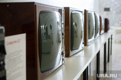Выставка старых телевизоров в кинотеатре "Салют". Екатеринбург, телевизоры