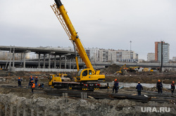 Рабочий объезд Борисом Дубровским объектов строящихся к саммитам ШОС и БРИКС. Челябинск, строительная техника, стройка