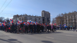В составе колонны администрации Перми депутаты Михаил Бесфамильный и Дмитрий Малютин, глава Перми Дмитрий Самойлов и его заместители