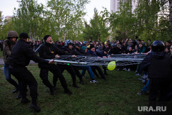 Протесты у сквера. Екатеринбург, беспорядки, сквер на драме