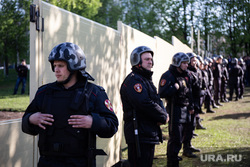 Протесты против строительства храма Св. Екатерины в сквере у театра драмы. Екатеринбург, росгвардия, оцепление, забор, сквер на драме