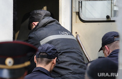 Суд над Олегом Дудко, дело о стрельбе в Тимониченко. Екатеринбург, сизо, автозак, охрана, конвой, полиция, тюремная одежда, перевозка заключенных, тюремная роба