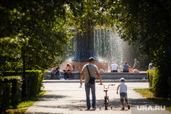 Жара в Екатеринбурге. Фонтан в дендропарке и Плотинка, парк, лето, дендропарк, фонтан