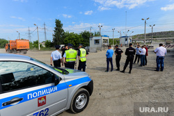 Рейд полиции и представителей Министерства экологии на челябинскую городскую свалку. Челябинск