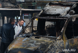 Последствия АТО и украинские блокпосты в Краматорске. Украина, блокпост, сгоревшие машины, украинские войска, сожженные автомобили, газель, гостиница краматорск