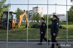 Второй день протестов против строительства храма Св. Екатерины в сквере около драмтеатра. Екатеринбург, росгвардия, храм на драме, сквер на драме