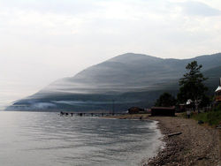 К изменению ситуации на Байкале приводит появление «токсичных» водорослей и пожары