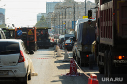 Пробка из-за ремонта дороги на проспекте Ленина. Челябинск, пробка, ремонт дороги, проспект ленина, затрудненное движение
