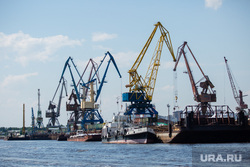 Профилактический рейд по безопасности на водных объектах. Сургут, краны, обь, речной порт