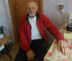 Пенсионер целый месяц пил только воду