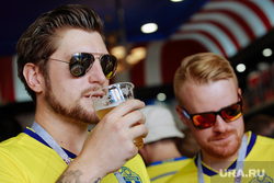 Болельщики сборной Швеции в Екатеринбурге, пиво, болельщики сборной швеции