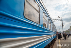 День Свердловской железной дороги в Законодательном Собрании. Екатеринбург, вокзал, поезд, железнодорожная платформа, вагон