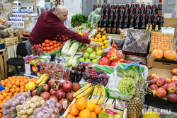 Комбинат "Ямальские олени" и Центральный рынок Салехарда, овощи, фрукты, ассортимент, розничная торговля, рынок, лоток