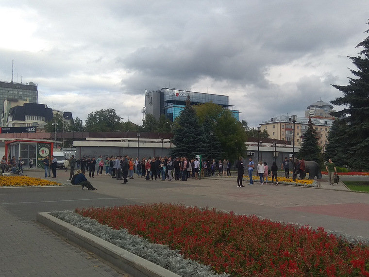 На акцию в Перми пришло около 50-60 человек